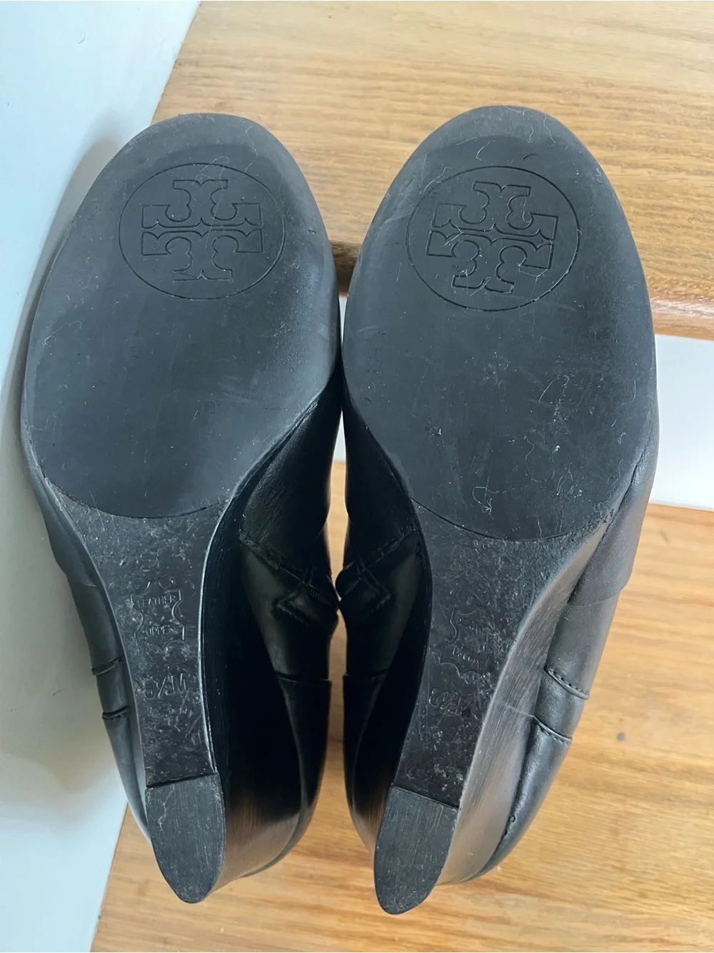 Tory Burch Black Leather Zip Ankle Booties